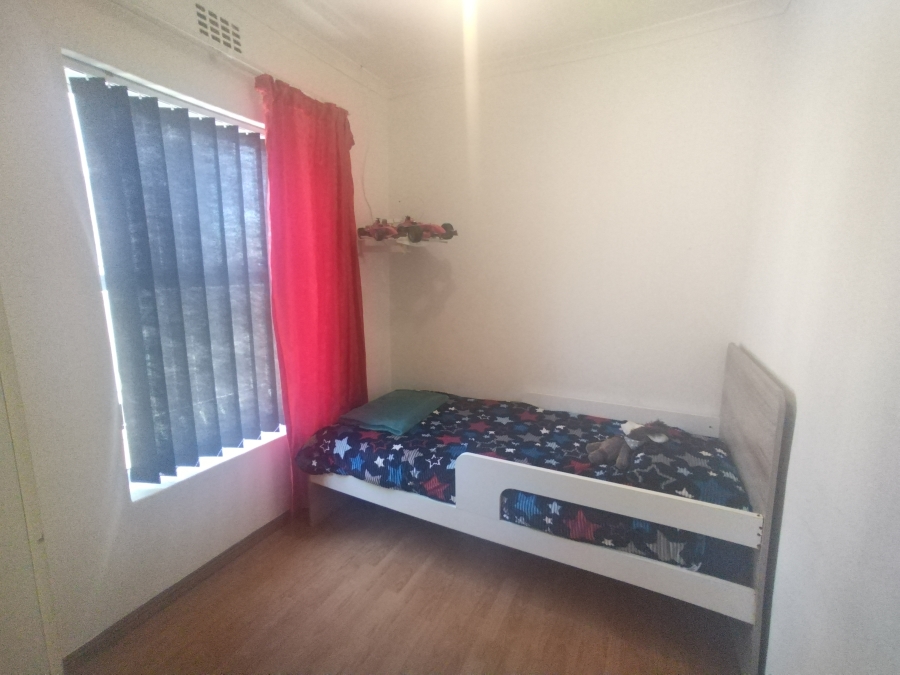 2 Bedroom Property for Sale in Oakglen Western Cape